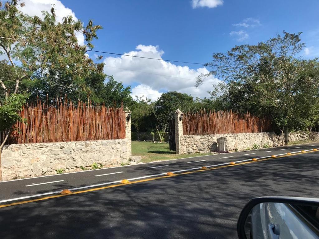 הוילה מרידה El Pueblito Dzibichaltun מראה חיצוני תמונה
